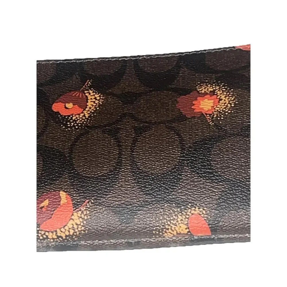 Coach authentic corner